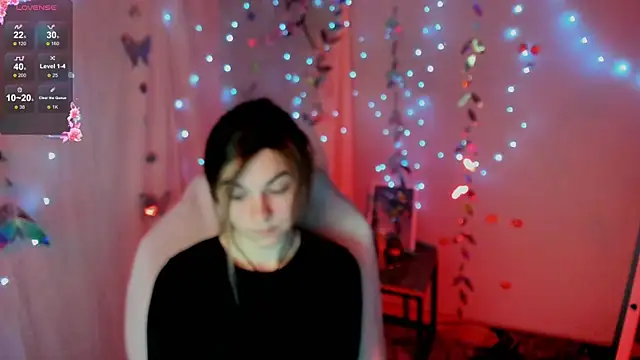 Sweet me  online show from 04-23-26, 06:25