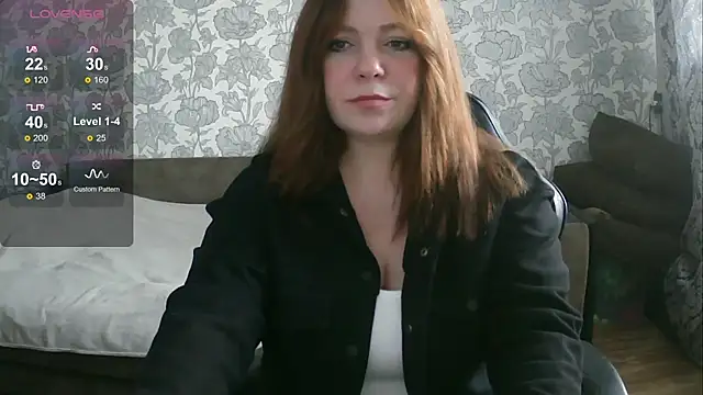 Snapshot of Sabrina_Poison chatting on 12-14-24, 07:07 Sabrina Poison online show from 12-14-24, 07:07