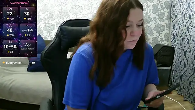 Snapshot of Sabrina_Poison chatting on 01-10-25, 07:14 Sabrina Poison online show from 01-10-25, 07:14