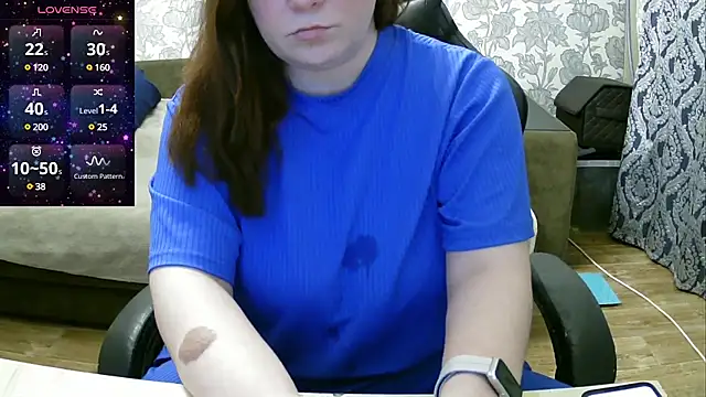 Snapshot of Sabrina_Poison chatting on 01-13-25, 09:30 Sabrina Poison online show from 01-13-25, 09:30