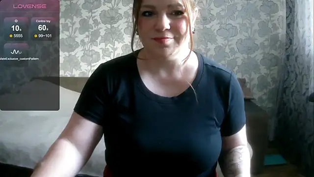 Snapshot of Sabrina_Poison chatting on 06-16-26, 02:47 Sabrina Poison online show from 06-16-26, 02:47