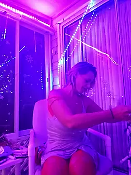 Snapshot of Dixiefaye_Pika chatting on 12-03-25, 06:21 Dixiefaye Pika online show from 12-03-25, 06:21