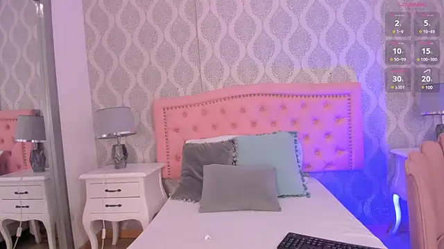 Snapshot of Valerith_Vega_ chatting on 12-23-24, 11:57 Valerith Vega  online show from 12-23-24, 11:57
