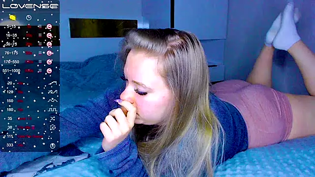 kitti kaattt online show from 01-18-25, 12:26