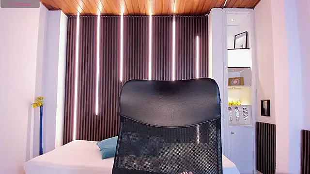 martina mancini online show from 03-24-26, 11:59