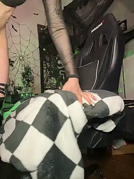 marleymaxwell online show from 01-04-25, 04:55