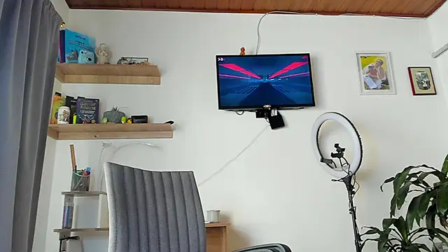 manucute 23  online show from 12-03-25, 02:37