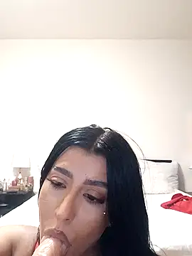 Snapshot of GiseleReine chatting on 02-11-25, 04:13 GiseleReine online show from 02-11-25, 04:13