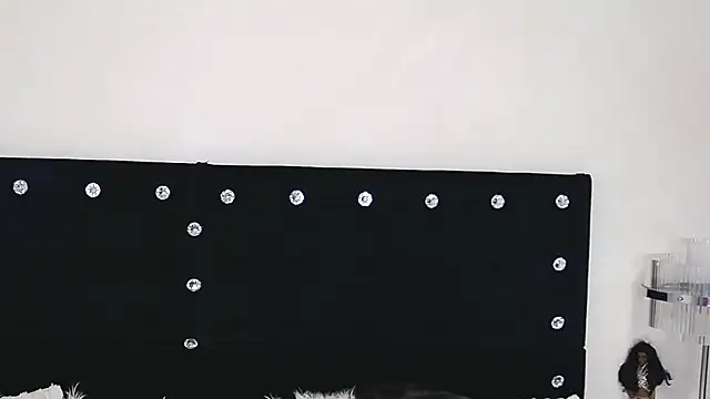 GiseleReine online show from 04-26-26, 09:51