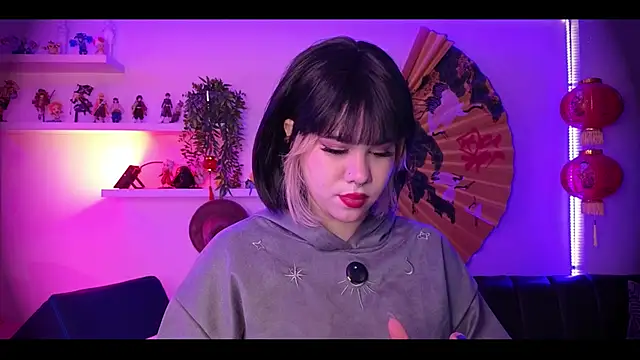 albaismynameX online show from 03-10-26, 12:21