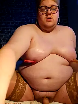 MoniqueBader22 online show from 12-14-24, 10:56