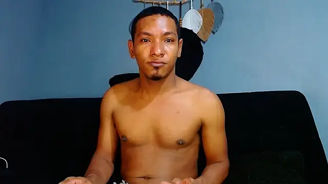 Snapshot of Grandeygruesa1 chatting on 12-31-24, 12:04 Grandeygruesa1 online show from 12-31-24, 12:04