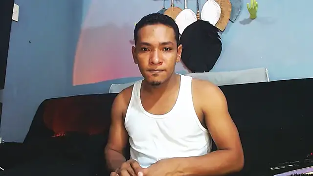 Grandeygruesa1 online show from 05-14-26, 06:42