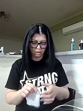 Milf Abigail online show from 03-15-26, 11:33