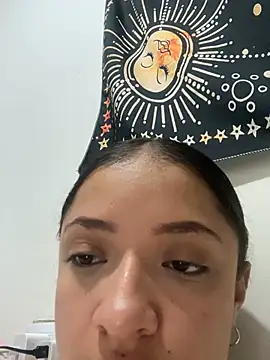 Snapshot of Alicia_ALICIA chatting on 01-23-25, 04:30 Alicia ALICIA online show from 01-23-25, 04:30