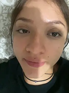Snapshot of Alicia_ALICIA chatting on 02-02-25, 02:17 Alicia ALICIA online show from 02-02-25, 02:17