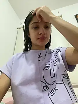 Alicia ALICIA online show from 05-16-26, 04:09
