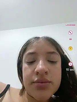 Alicia ALICIA online show from 05-18-26, 04:07