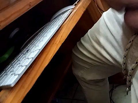 AlanDickson online show from 11-03-25, 02:29