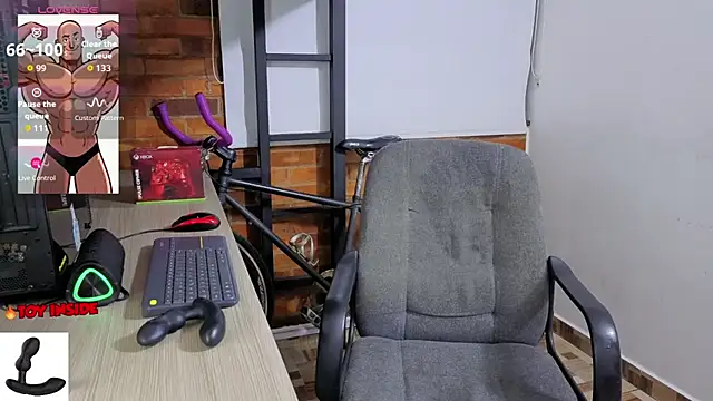 Marck Muscle online show from 04-08-26, 01:38