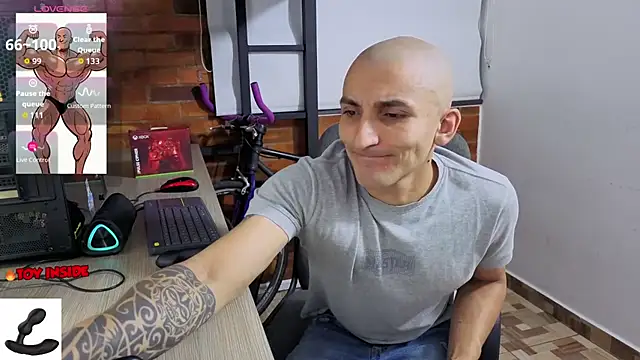 Marck Muscle online show from 04-11-26, 12:26