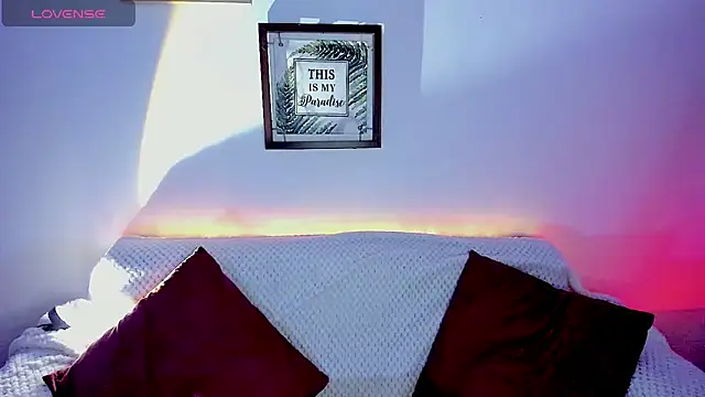 Buttyy Cherry online show from 11-17-25, 03:51