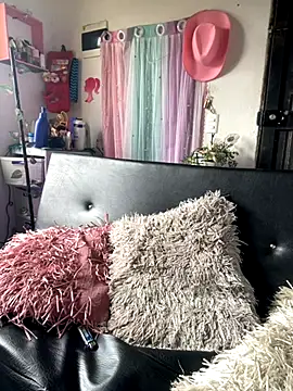 alondra darling online show from 10-30-25, 07:14