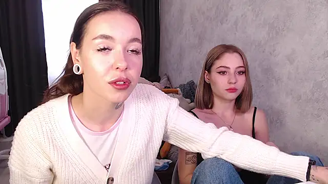 Snapshot of Tessa_Walker chatting on 09-30-25, 10:31 Tessa Walker online show from 09-30-25, 10:31