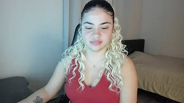 MelSaunders online show from 01-04-25, 01:42