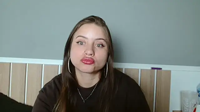 520 Loirex 741 online show from 12-21-25, 03:13