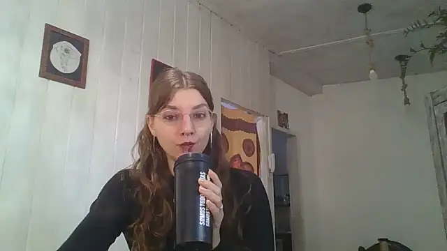 Snapshot of SweetyBabyDemon chatting on 06-16-26, 02:09 SweetyBabyDemon online show from 06-16-26, 02:09