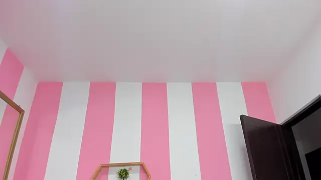 ISABELLA 020 online show from 02-09-26, 11:58