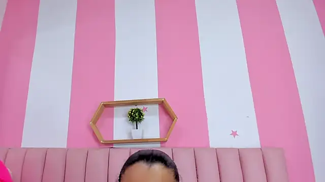 ISABELLA 020 online show from 03-19-26, 12:31