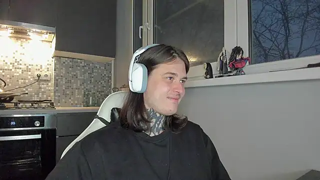  torfin  online show from 03-12-25, 04:24