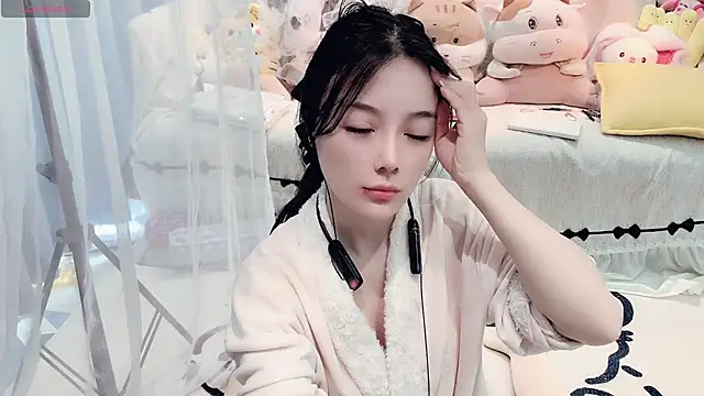 AKiKi711 online show from 03-31-26, 04:46