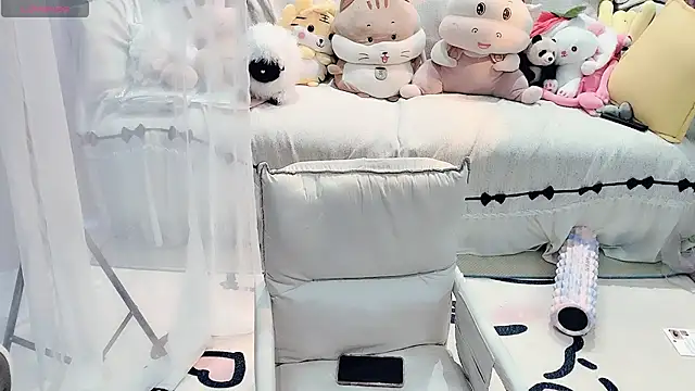 AKiKi711 online show from 07-08-26, 04:50
