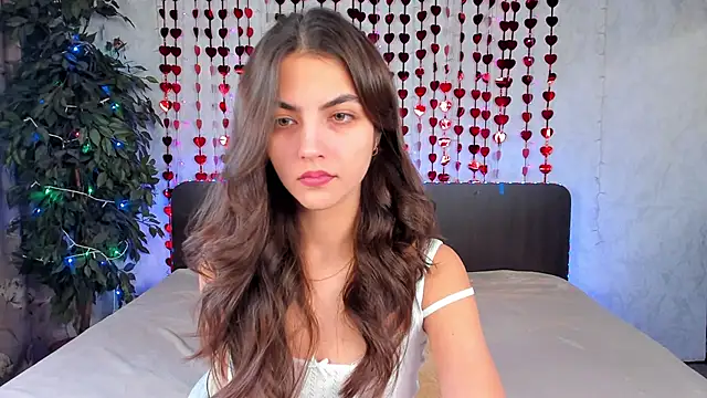 Snapshot of Milana_Crystal_ chatting on 02-04-25, 08:13 Milana Crystal online show from 02-04-25, 08:13