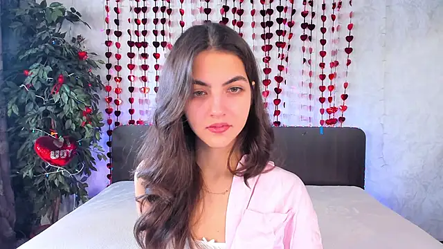 Snapshot of Milana_Crystal_ chatting on 02-07-25, 08:22 Milana Crystal online show from 02-07-25, 08:22