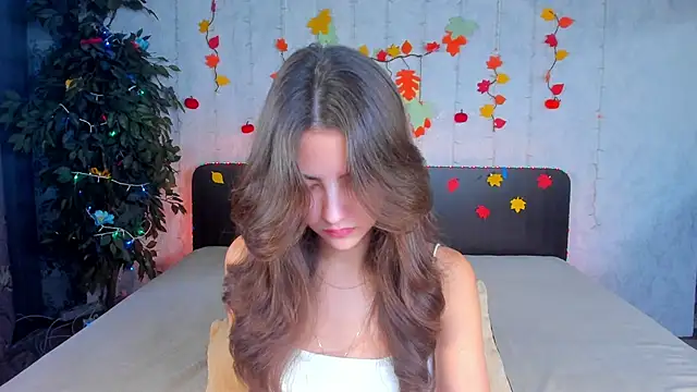 Milana Crystal  online show from 11-13-25, 08:13