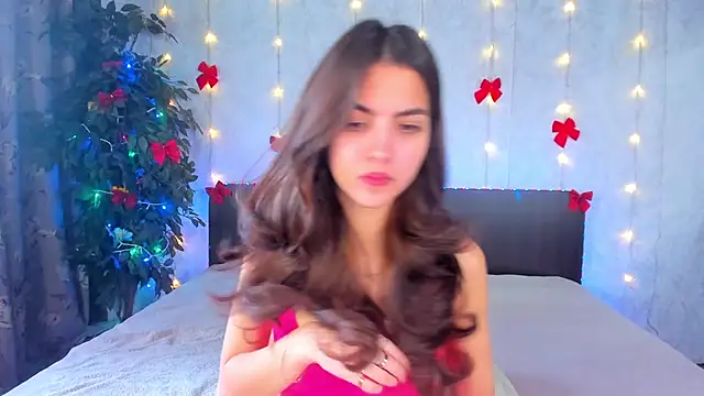 Milana Crystal  online show from 12-05-25, 08:12