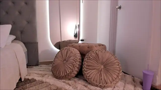 Lexie-red online show from 02-03-25, 09:39