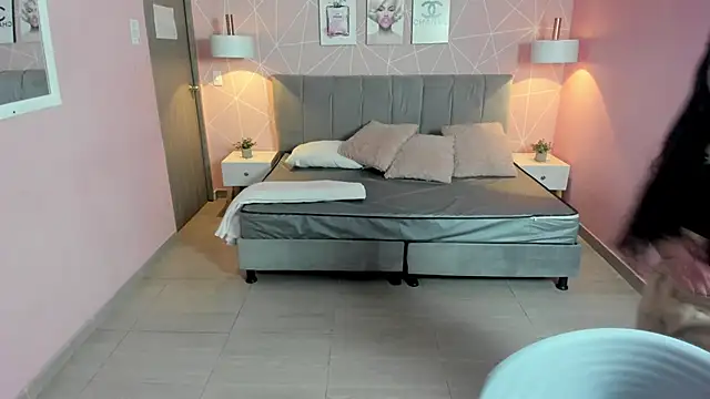 Snapshot of zara__sweet chatting on 02-10-25, 12:39 zara sweet online show from 02-10-25, 12:39