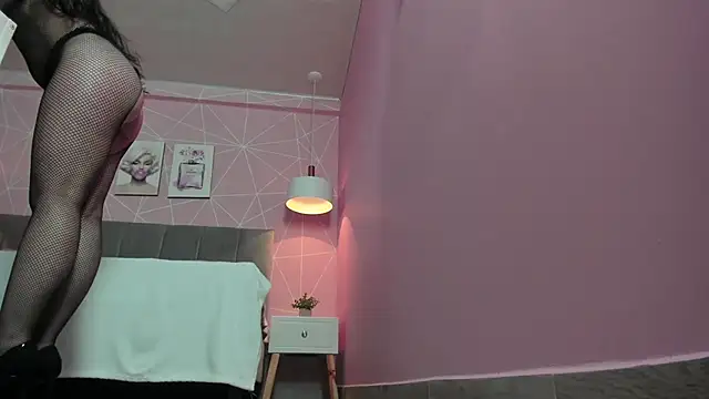 Snapshot of zara__sweet chatting on 02-21-25, 03:54 zara sweet online show from 02-21-25, 03:54