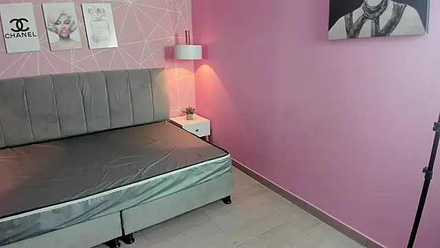 Snapshot of zara__sweet chatting on 03-01-25, 12:34 zara sweet online show from 03-01-25, 12:34
