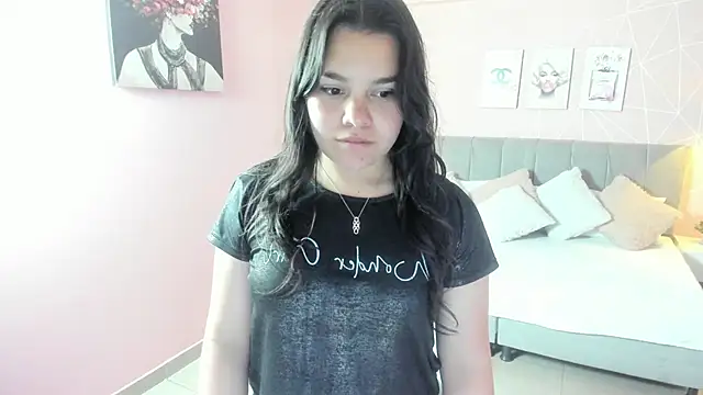 Snapshot of zara__sweet chatting on 10-01-25, 01:28 zara sweet online show from 10-01-25, 01:28
