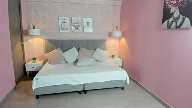 Snapshot of zara__sweet chatting on 10-09-25, 01:09 zara sweet online show from 10-09-25, 01:09