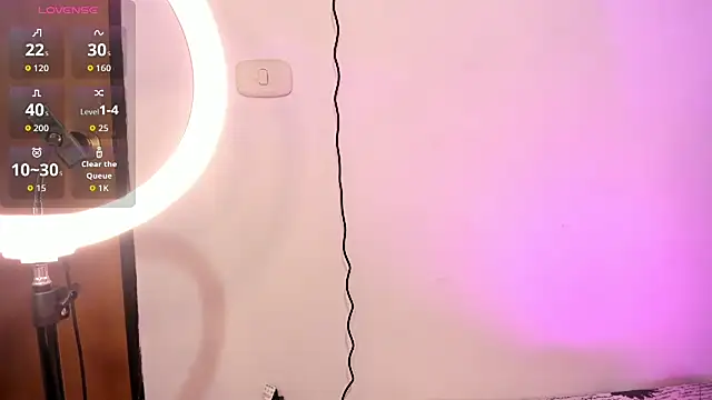 Kylie2211 online show from 11-20-25, 05:29