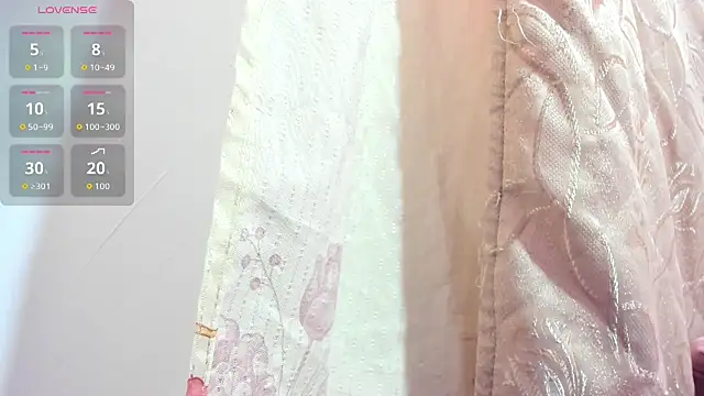 Kylie2211 online show from 12-18-25, 03:51