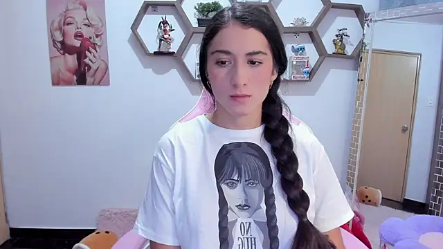 SharonSander online show from 04-19-26, 12:43