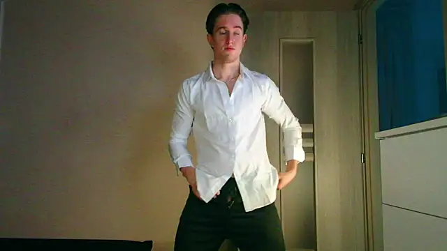 ChristianLevine  online show from 07-15-26, 07:41